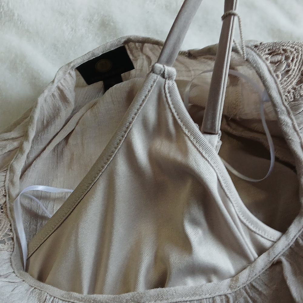 JM Collection Beige Blouse with Lace Details - Picture 6 of 7